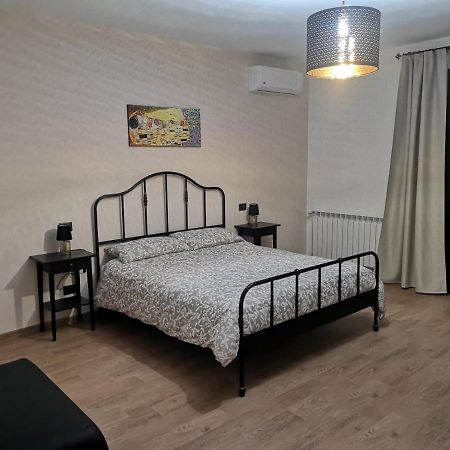 Bed And Breakfast Il Sole -Cinquefrondi Bagian luar foto