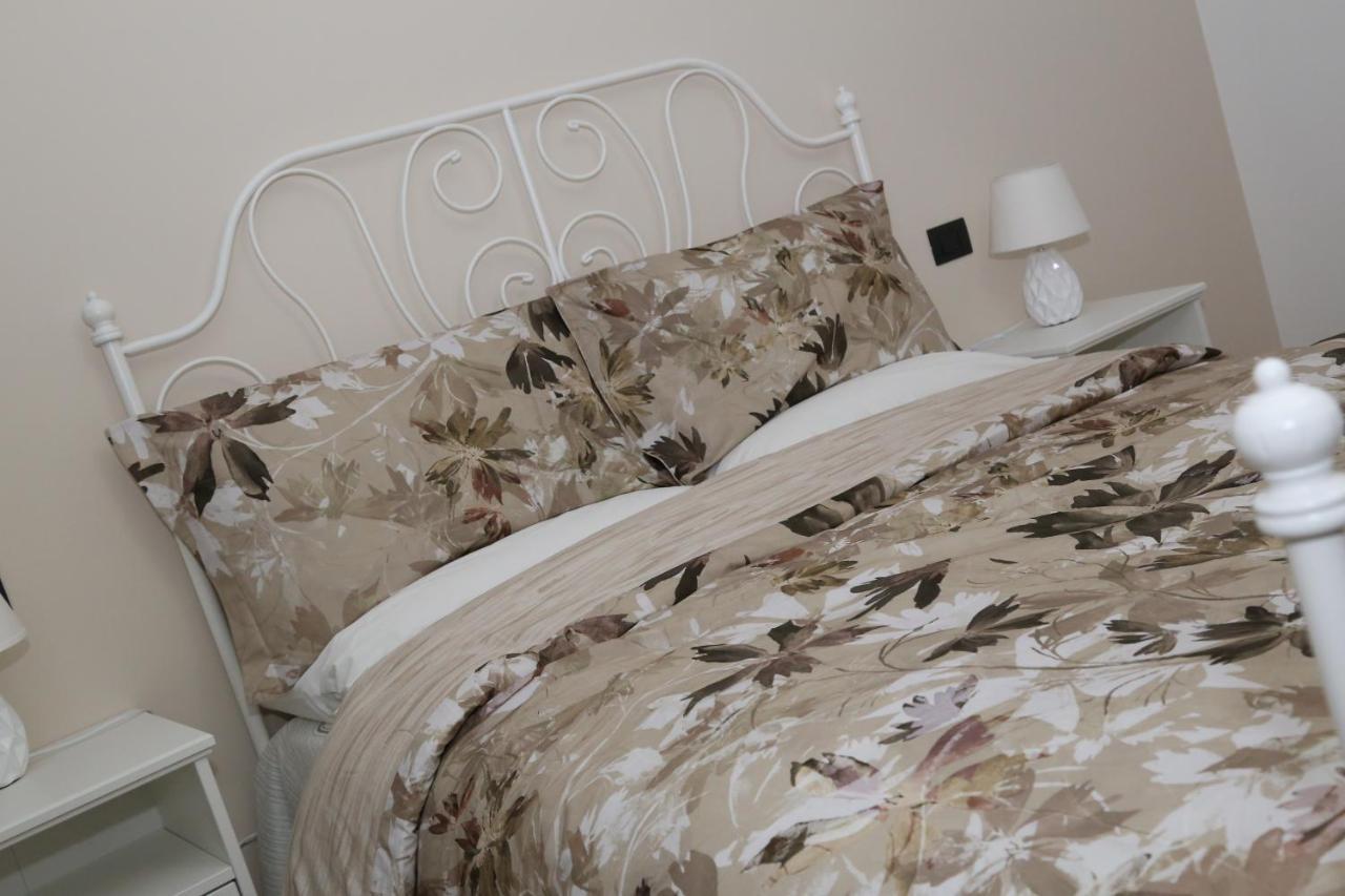 Bed And Breakfast Il Sole -Cinquefrondi Bagian luar foto